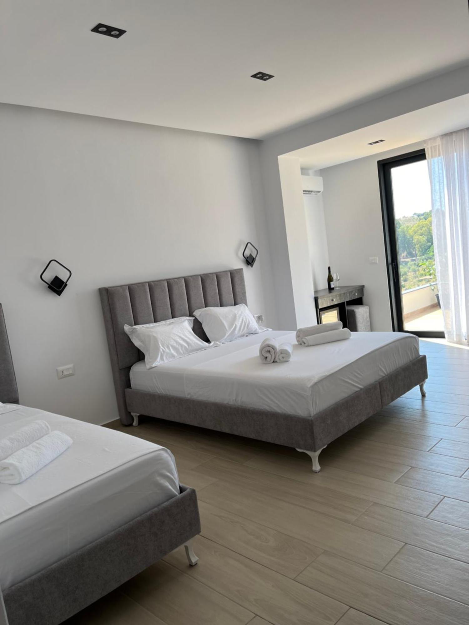 Del Mare Sarandë Exterior foto